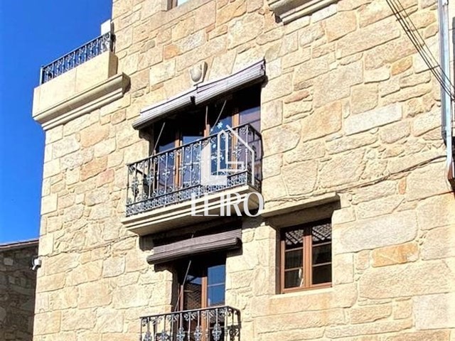 Casa Gallega de Piedra en la Playa en Vilagarcía de Arousa