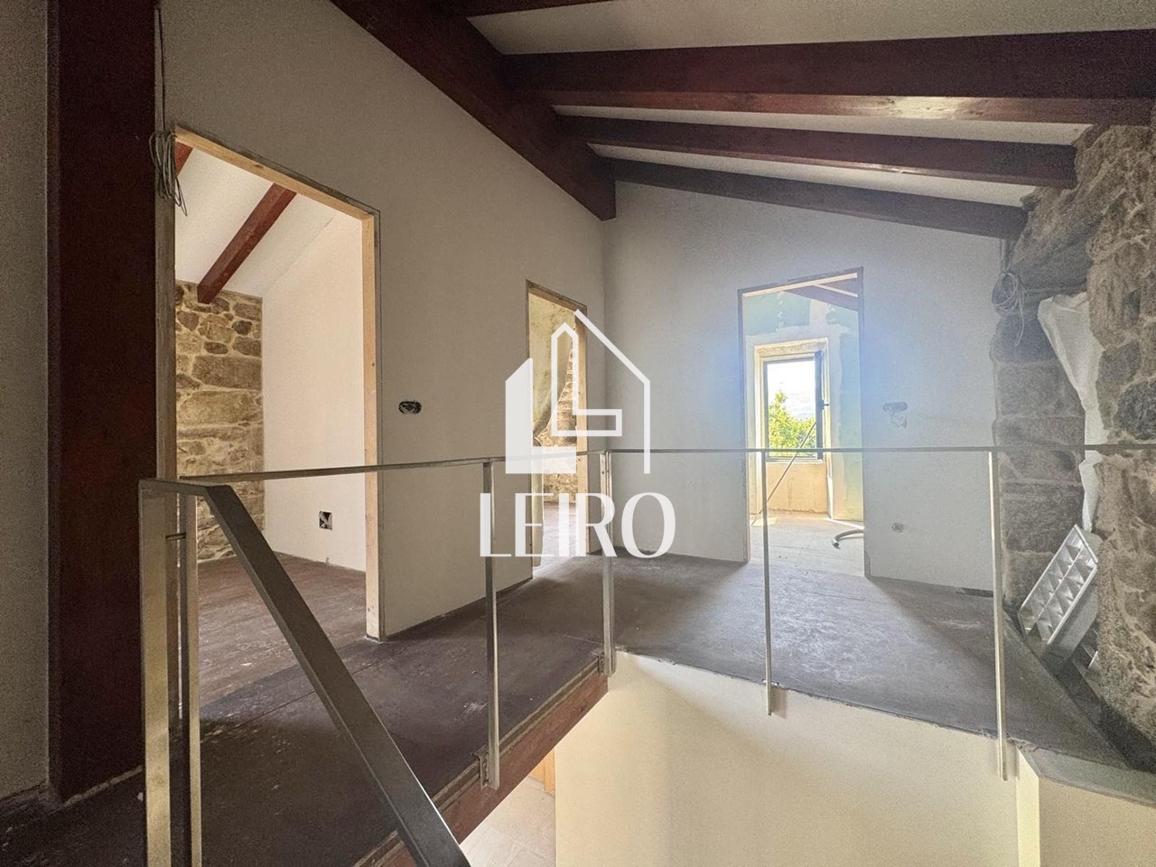 Foto 16 CASA GALLEGA DE PIEDRA REHABILITADA A REMATAR CON TERRENO 