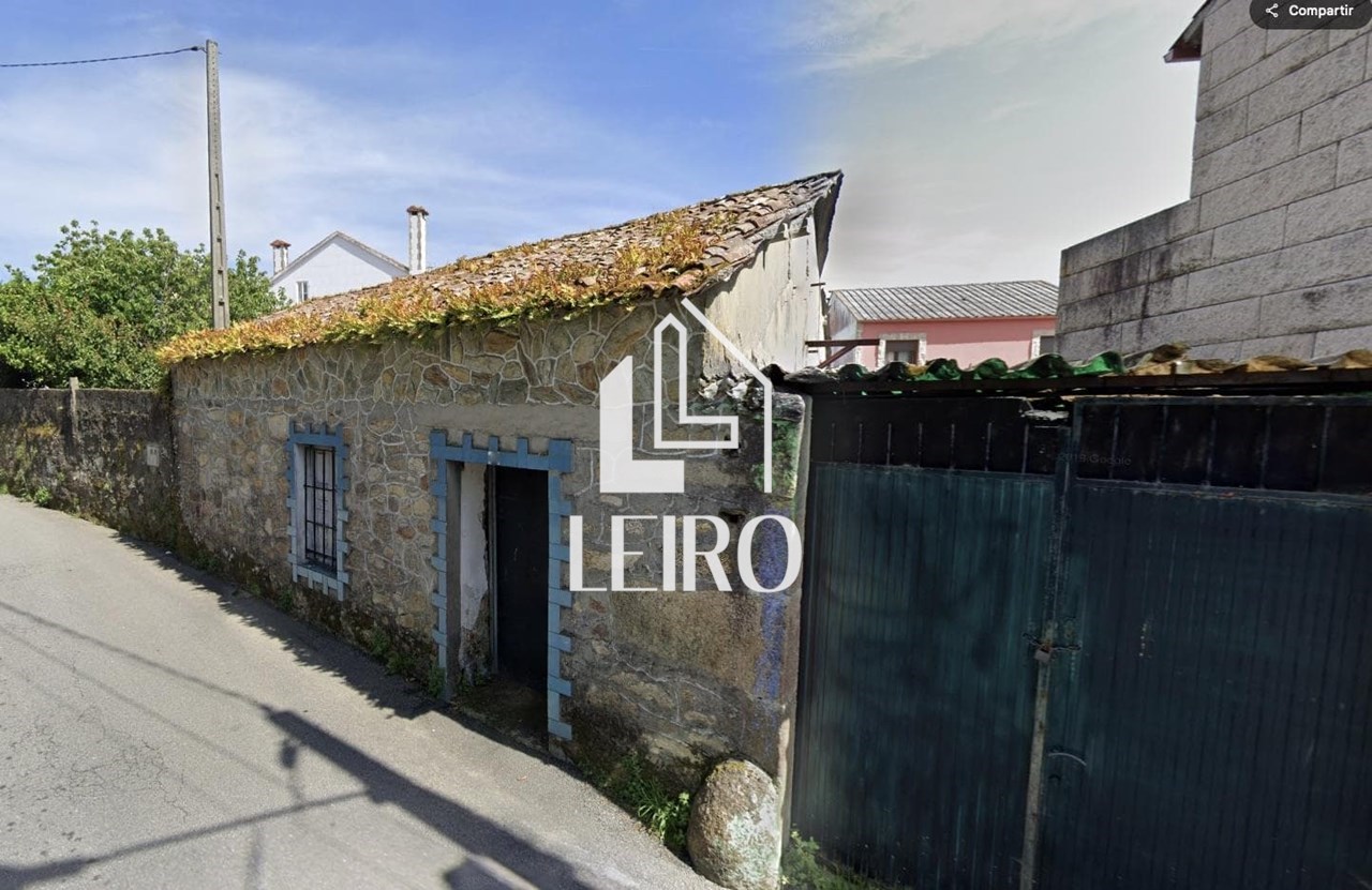 Foto 2 CASA  PARA REHABILITAR