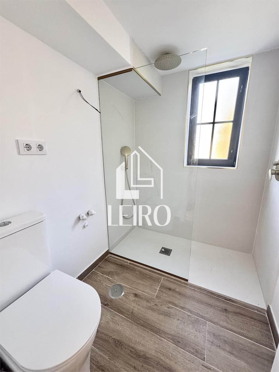 Foto 14 CASA REFORMADA CON PISCINA Y FANTÁSTICO JARDÍN 