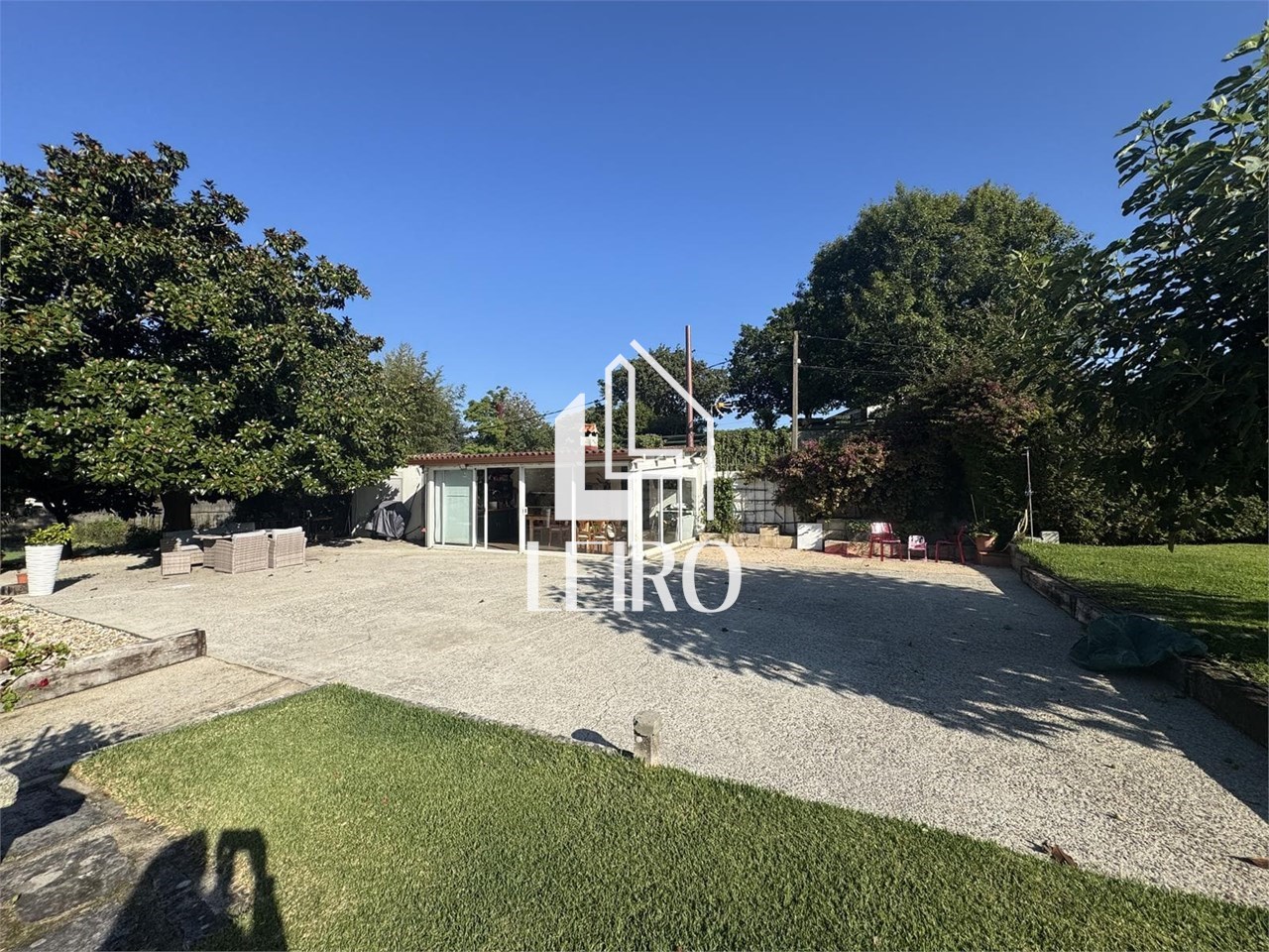 Foto 22 CASA REFORMADA CON PISCINA Y FANTÁSTICO JARDÍN 