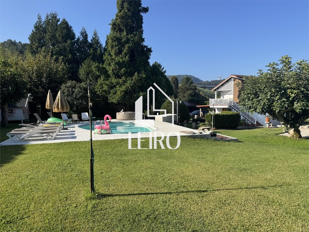 Foto 23 CASA REFORMADA CON PISCINA Y FANTÁSTICO JARDÍN 