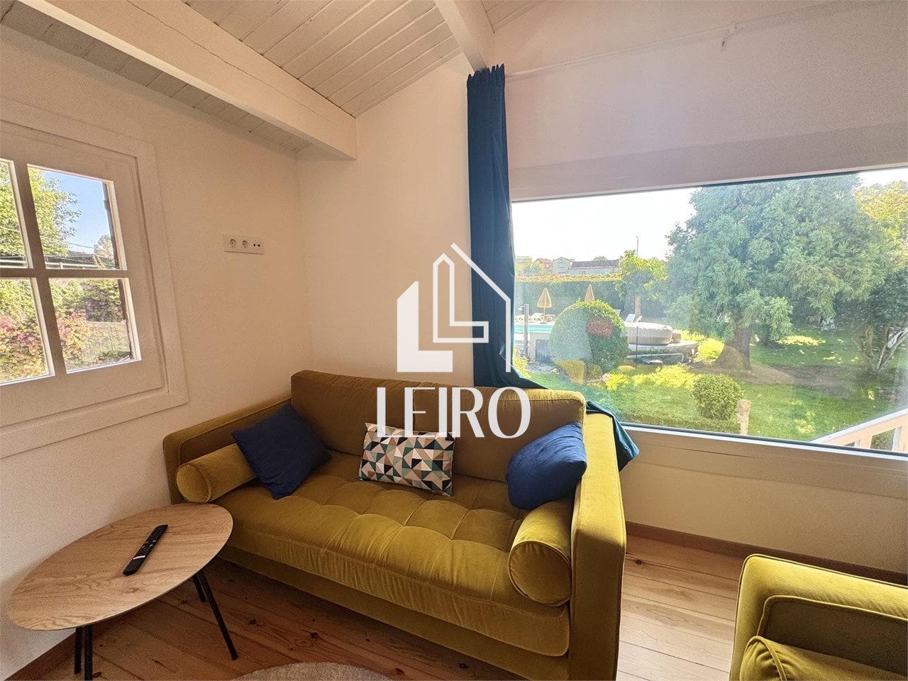 Foto 3 CASA REFORMADA CON PISCINA Y FANTÁSTICO JARDÍN 