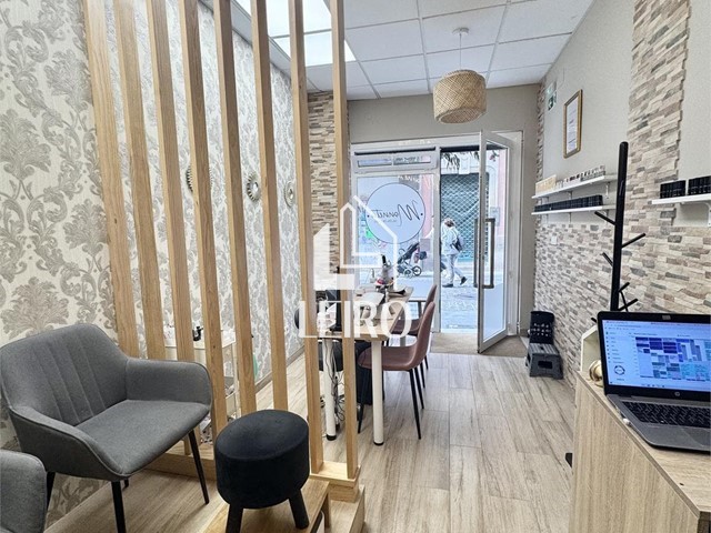 CENTRO  DE MANICURA PEDICURA Y ESTÉTICA - Vilagarcía de Arousa