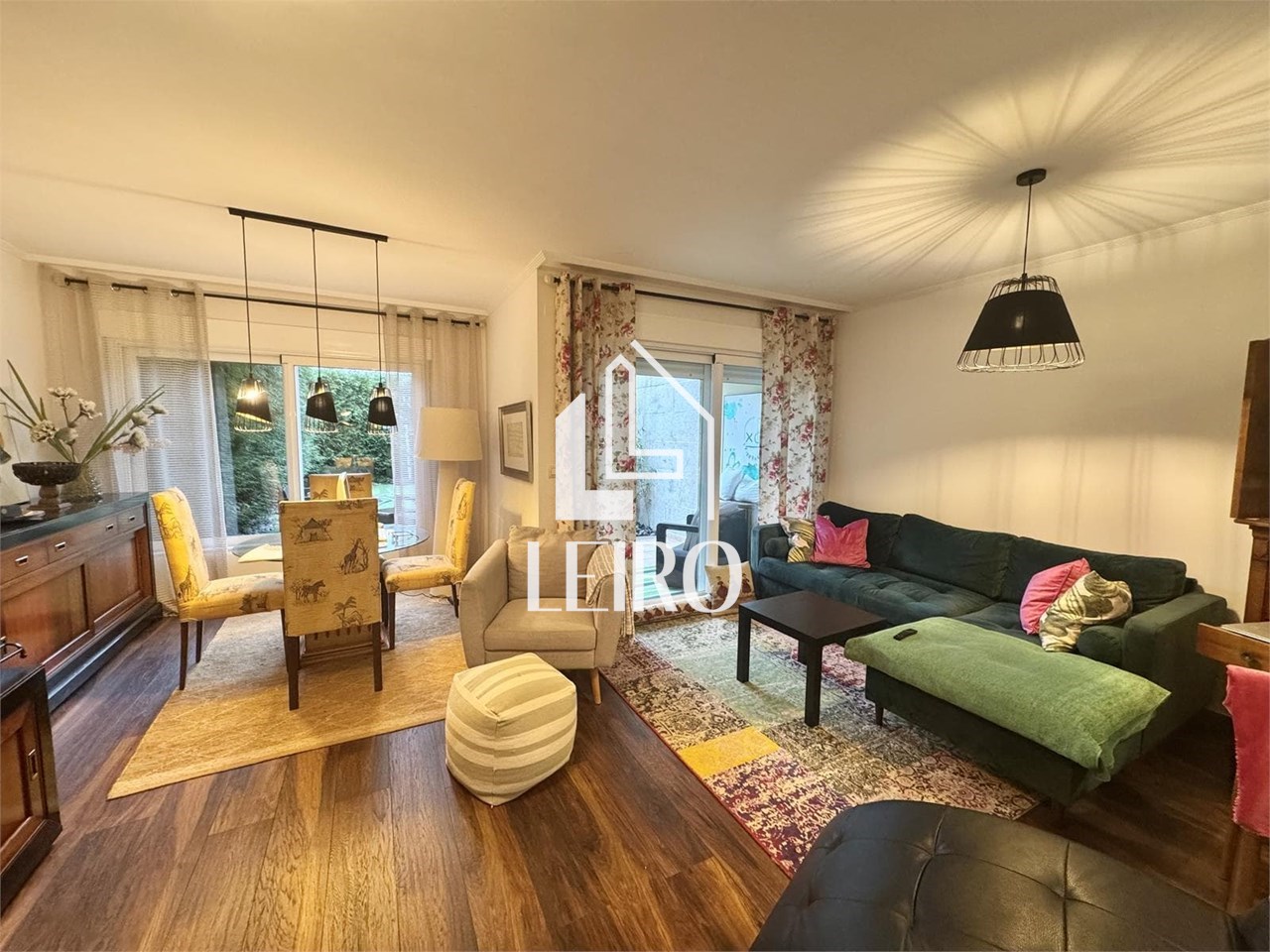 Foto 6 CHALET ADOSADO CON JARDIN  Y PISCINA COMUNITARIA SEGUNDA LINEA DE PLAYA