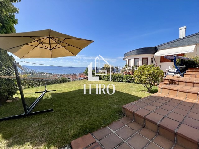 Chalet  con Impresionantes Vistas Panorámicas a la Ría - Vilagarcía de Arousa