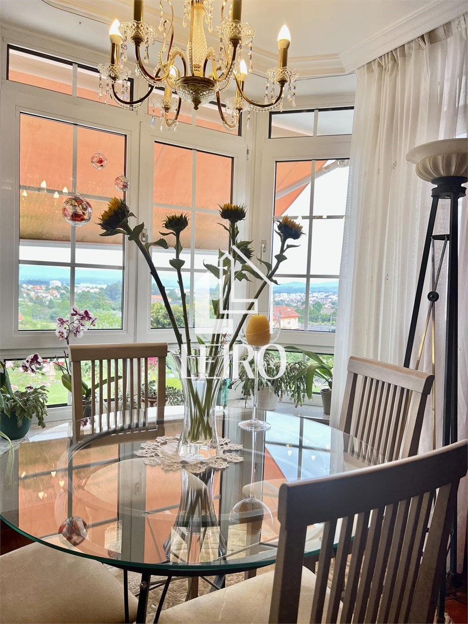 Foto 14  CHALET CON JARDIN, PISCINA, VISTAS PARCELA DE 3.300m2