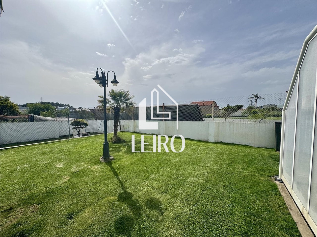 Foto 14 CHALET CON PISCINA CON VISTAS AL MAR AL LADO DE LA PLAYA