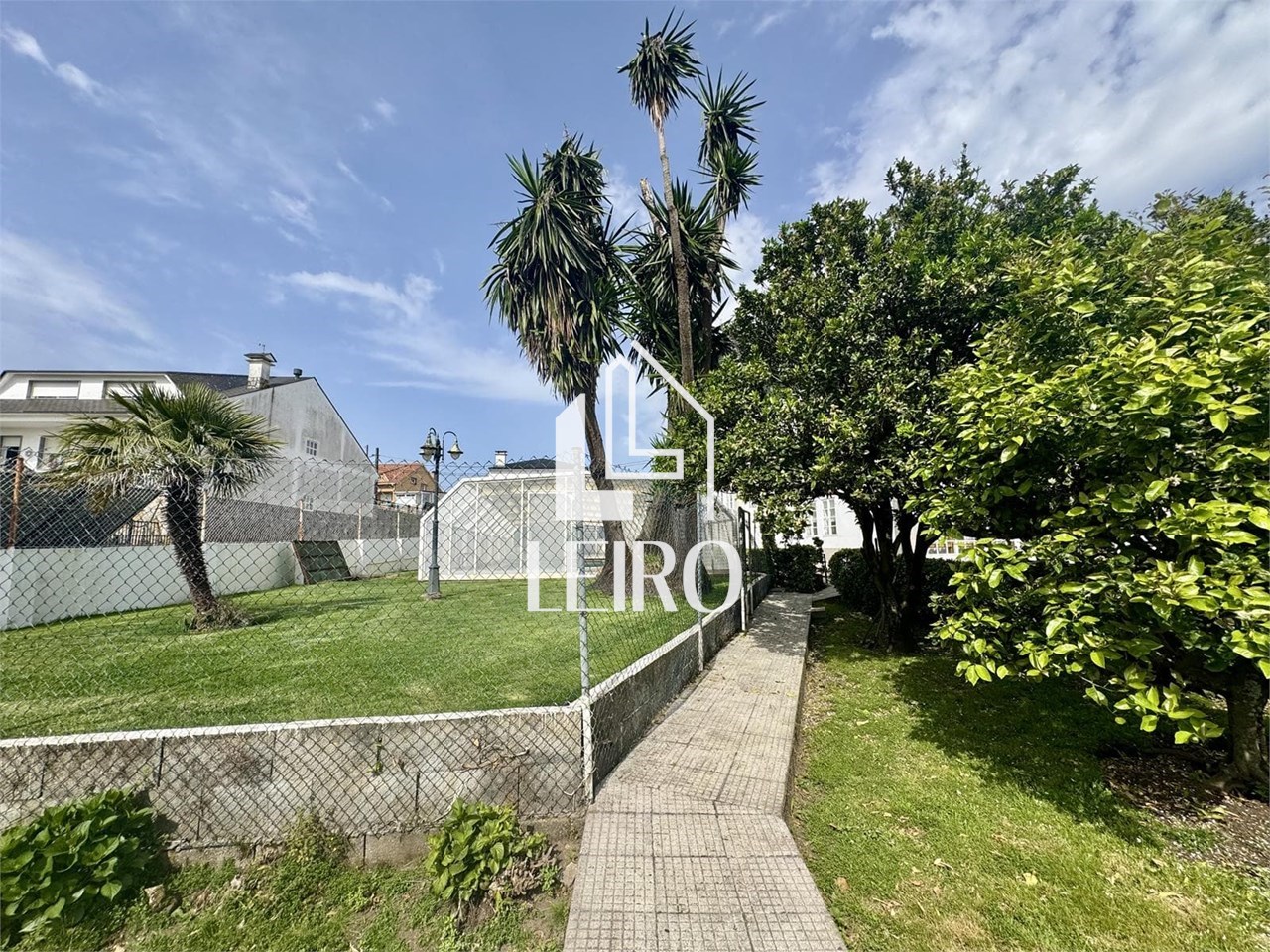 Foto 17 CHALET CON PISCINA CON VISTAS AL MAR AL LADO DE LA PLAYA