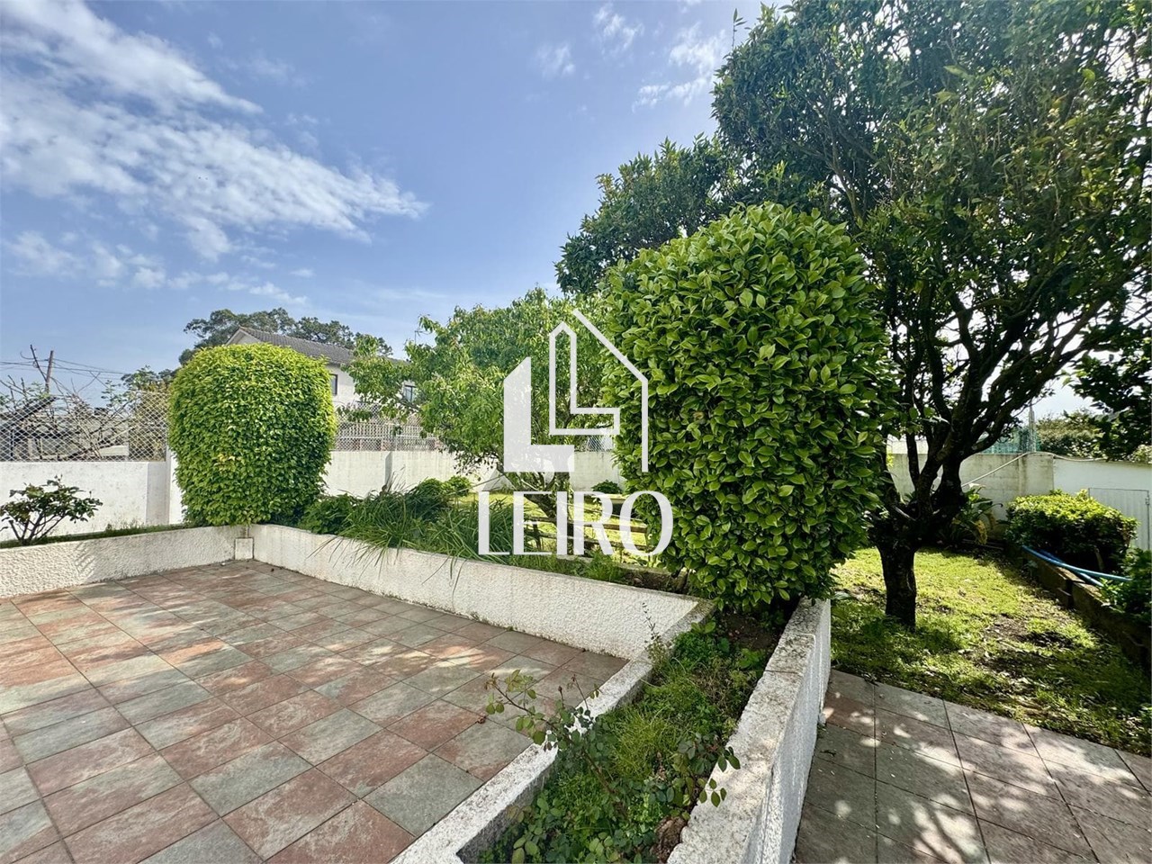 Foto 18 CHALET CON PISCINA CON VISTAS AL MAR AL LADO DE LA PLAYA