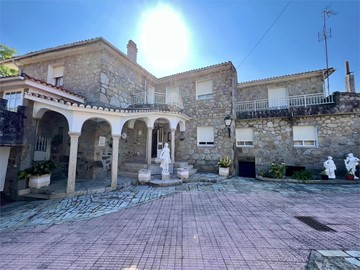 Chalet de 500 m2 con 1.200 m2 de Terreno muy próxima a Vilagarcía! - Caldas de Reis