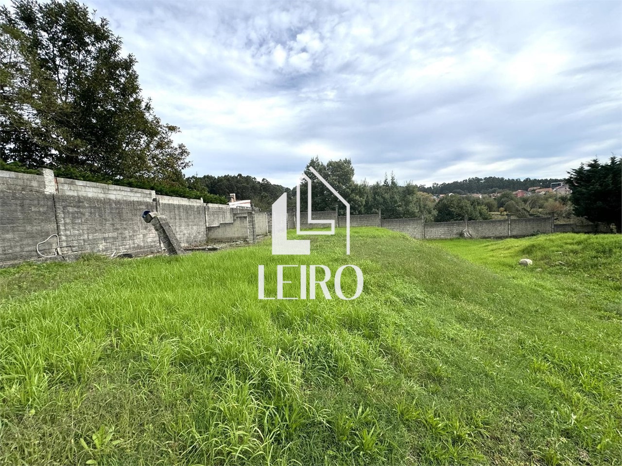 Foto 5 CHALET DE PIEDRA EN ESTRUCTURA CON PROYECTO Y LICENCIA  
