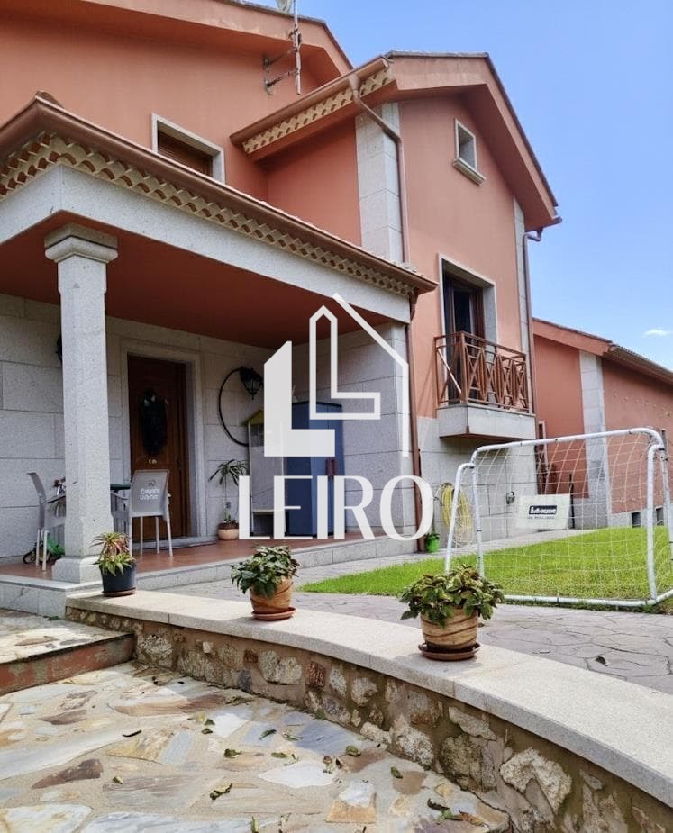 Foto 2 CHALET INDEPENDIENTE CON TERRENO