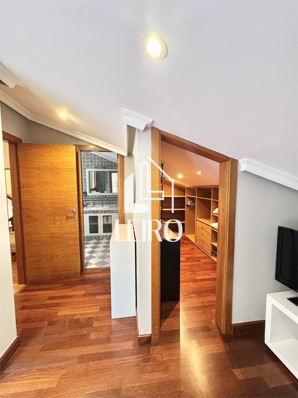 Foto 27 CHALET INDEPENDIENTE CON  TERRENO