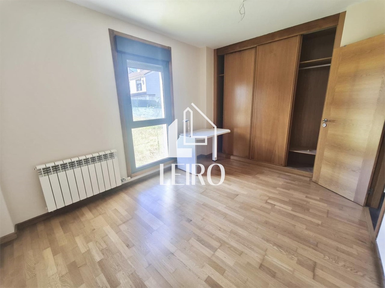 Foto 23 CHALET PAREADO EN URBANIZACIÓN CON JARDIN