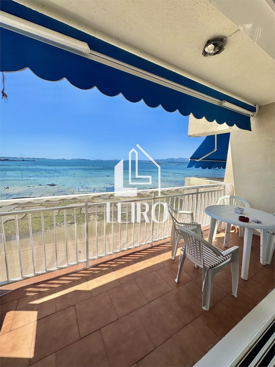 Foto 1 DUPLEX CON IMPRESIONANTES VISTAS AL MAR Y PISCINA-TEMPORADA ESCOLAR