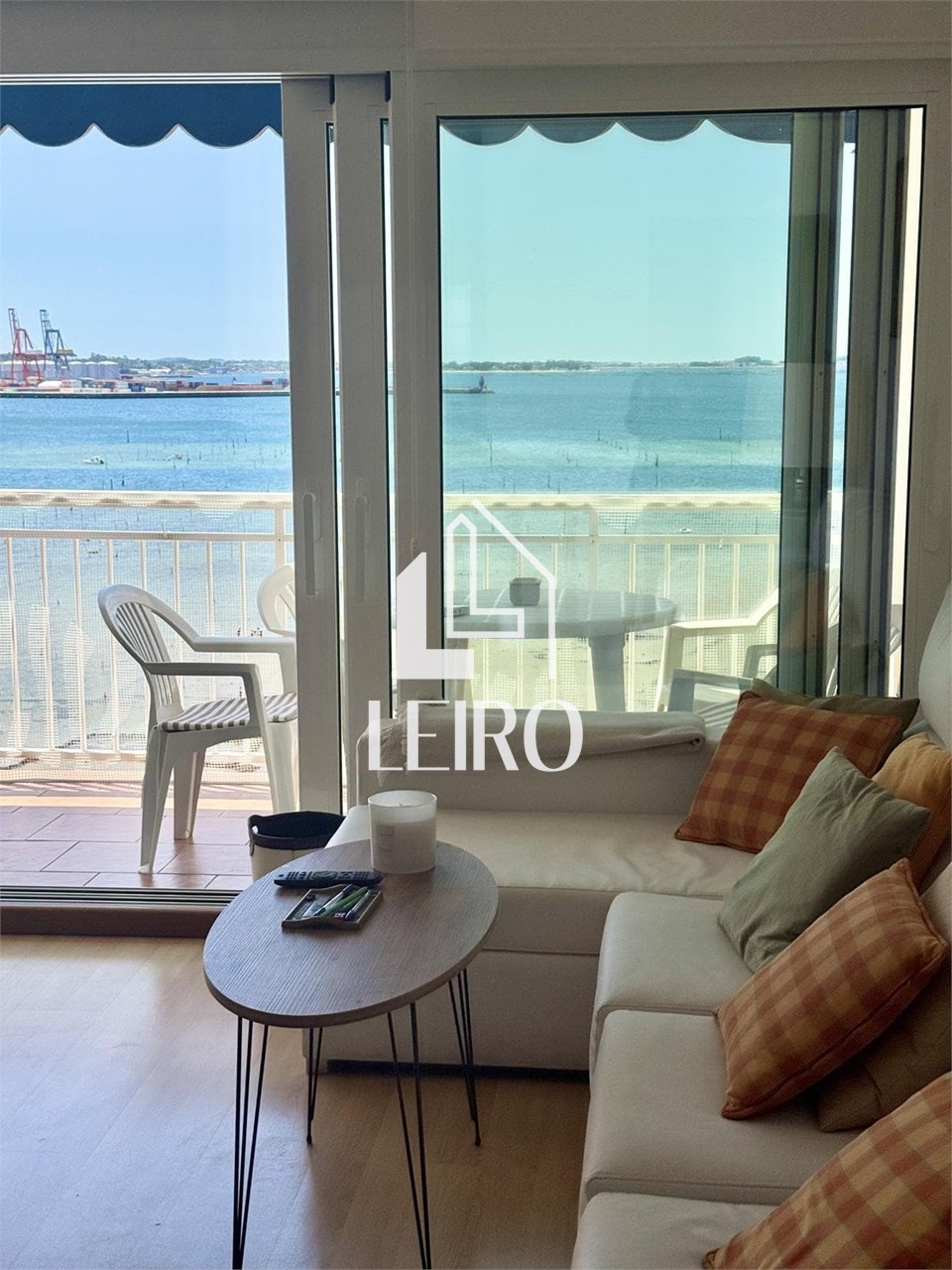 Foto 4 DUPLEX CON IMPRESIONANTES VISTAS AL MAR Y PISCINA-TEMPORADA ESCOLAR