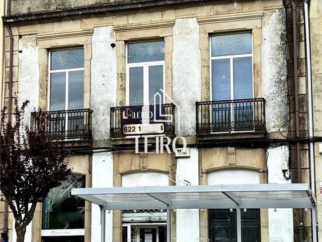 Edificio de Piedra en La Marina - Vilagarcía de Arousa