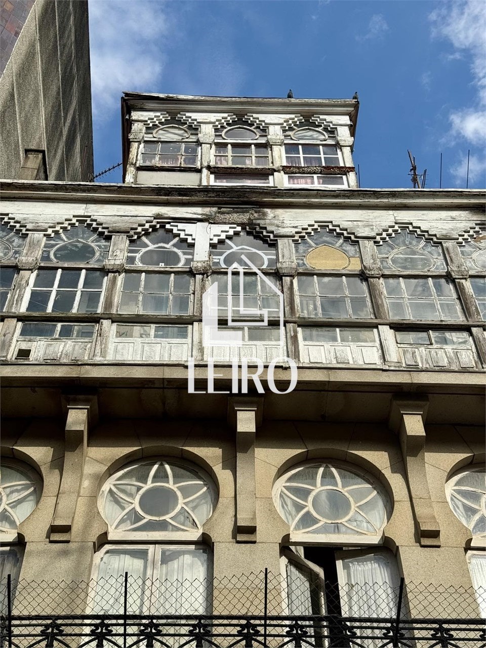 Foto 3 EDIFICIO HISTORICO PARA REHABILITAR CÉNTRICO