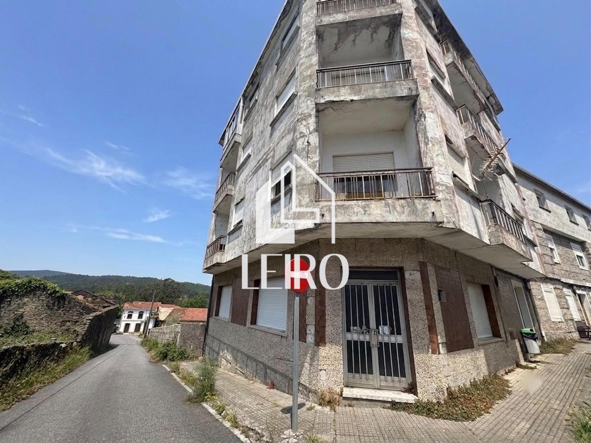 Foto 4  EDIFICIOS A REHABILITAR BIEN UBICADOS