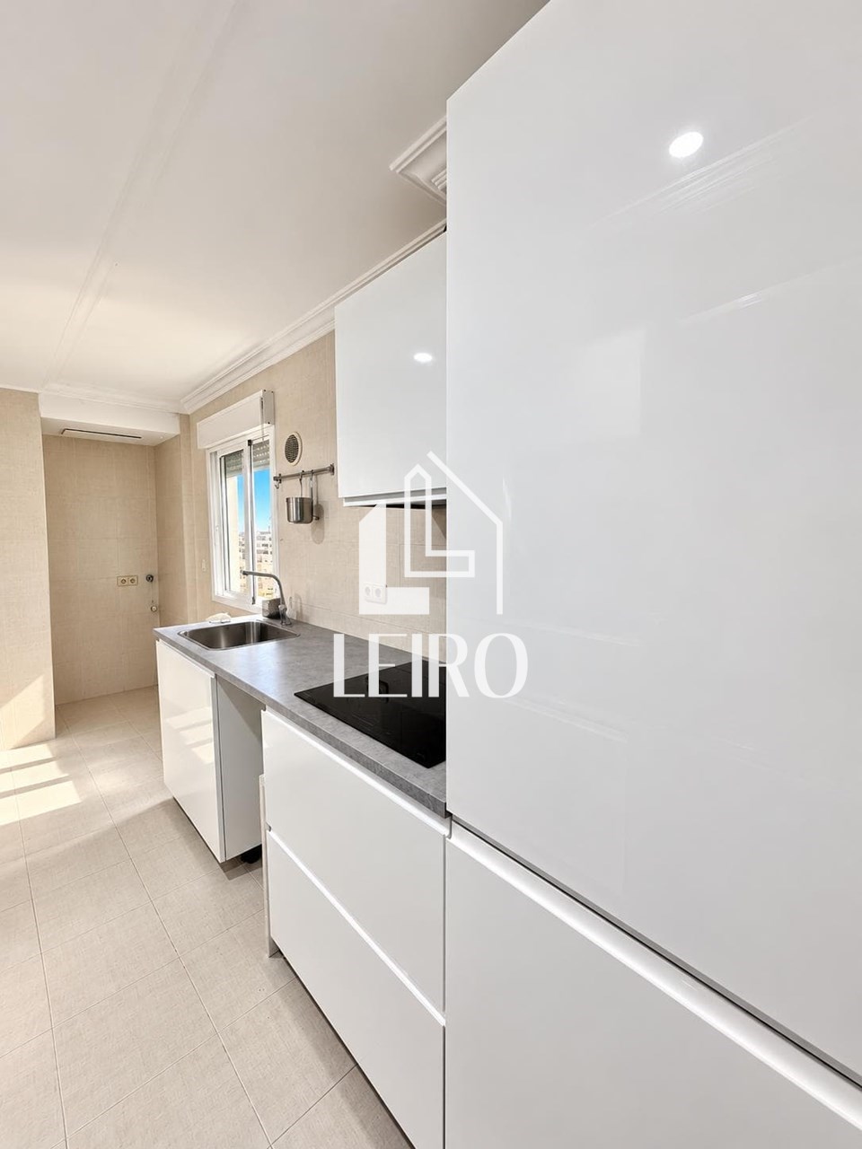 Foto 23 EXCLUSIVA VIVIENDA DE 132 m2  EN PLAZA GALICIA: TERRAZAS, VISTAS Y MÁXIMA COMODIDAD 