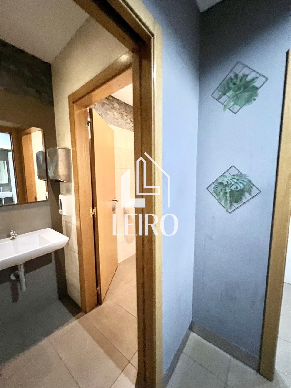 Foto 13 LOCAL ACONDICIONADO NEGOCIO HOSTELERÍA