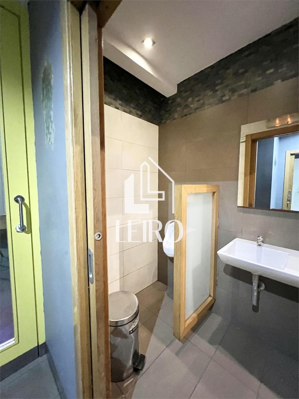 Foto 10 LOCAL ACONDICONADO NEGOCIO HOSTELERÍA