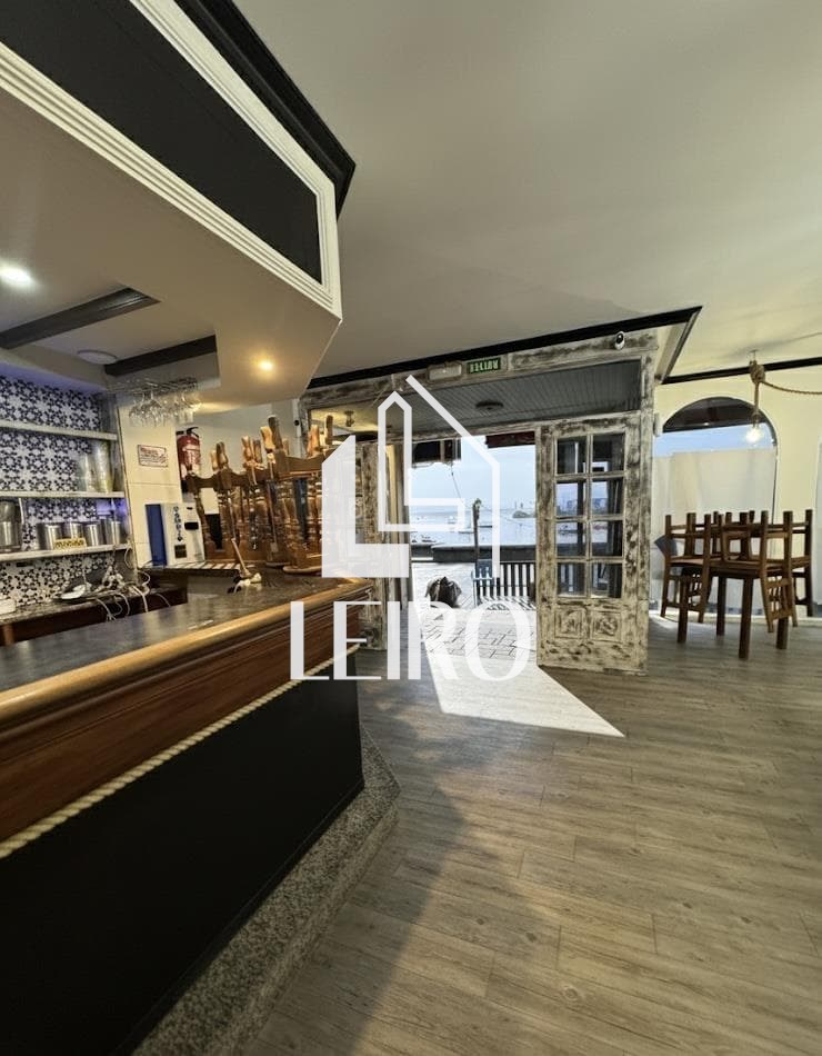 Foto 7 LOCAL COMERCIAL ACONDICIONADO COMO RESTAURANTE EQUIPADO CON VISTAS AL MAR 