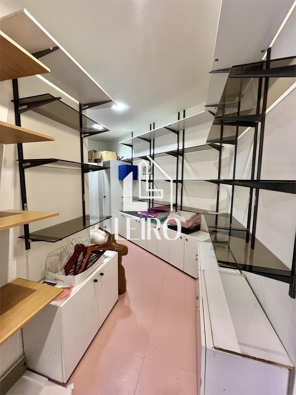 Foto 15 LOCAL COMERCIAL ACONDICIONADO CON FANTASTICA UBICACIÓN