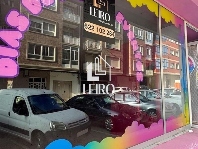 LOCAL COMERCIAL ACONDICIONADO  - Vilagarcía de Arousa