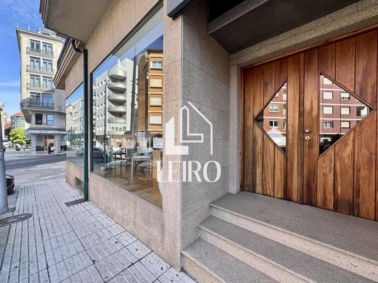 Foto 12 LOCAL COMERCIAL CON MUCHA VISIBILIDAD CENTRICO 