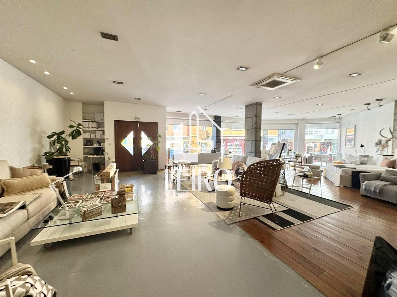 Foto 9 LOCAL COMERCIAL CON MUCHA VISIBILIDAD CENTRICO 