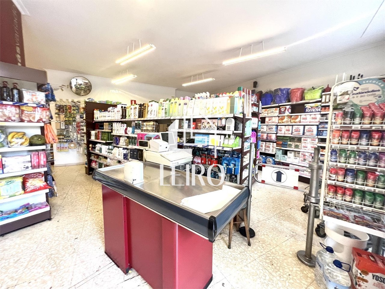 Foto 7 Local Comercial en Funcionamiento como Supermercado