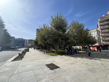 Local Comercial en Plaza España - Vilagarcía de Arousa