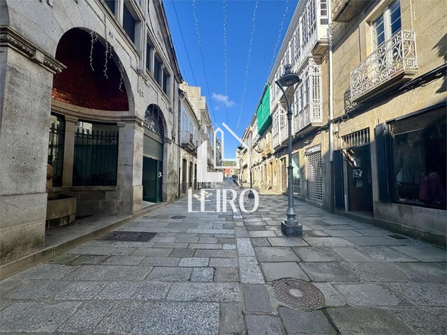 LOCAL COMERCIAL HOSTELERÍA CALLE PEATONAL - A PARTIR JULIO 2026 - Caldas de Reis