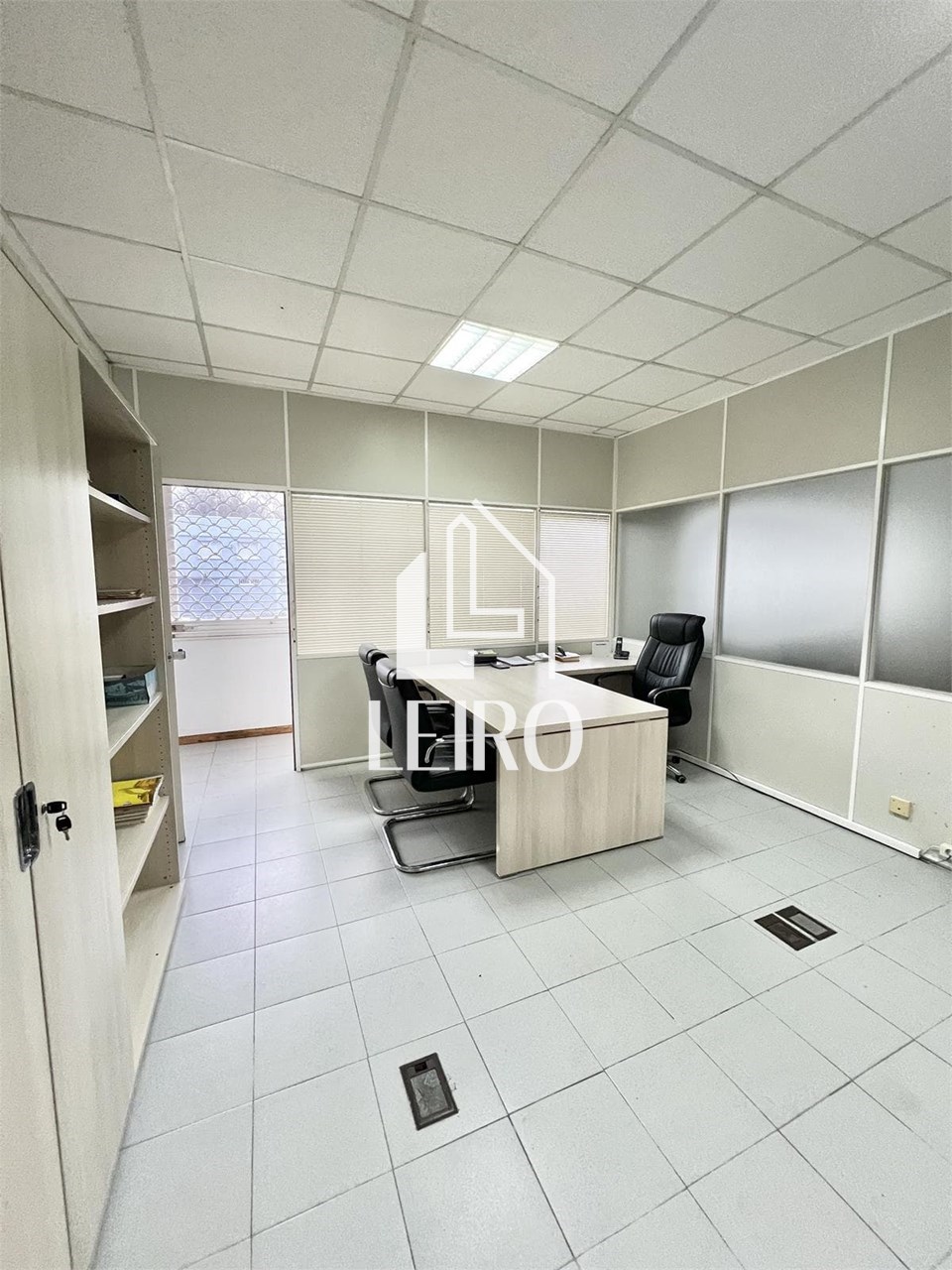 Foto 16 NAVE CON OFICINAS LISTA PARA ENTRAR