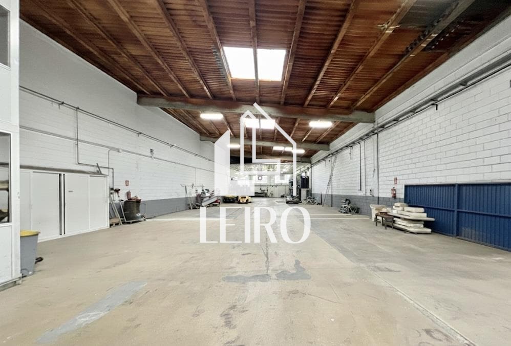 Foto 4 NAVE CON OFICINAS LISTA PARA ENTRAR