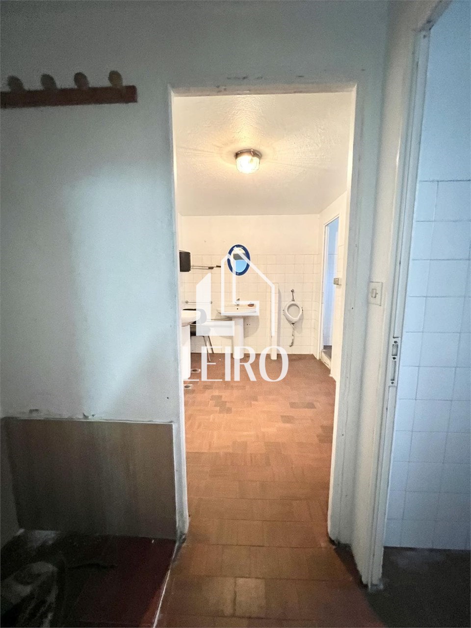 Foto 6 NAVE CON OFICINAS LISTA PARA ENTRAR