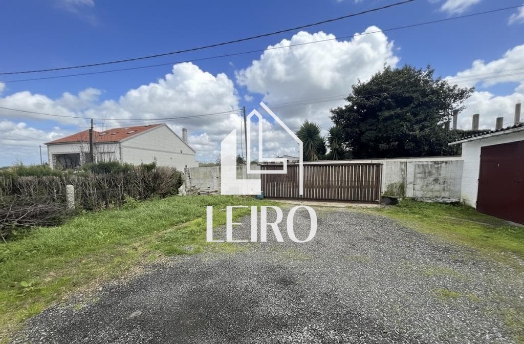 Foto 9 NAVE CON TERRENO 