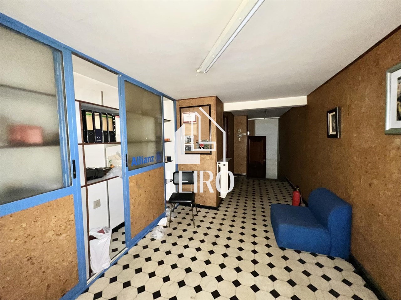 Foto 2 OFICINA ENTRESUELO CENTRICO 