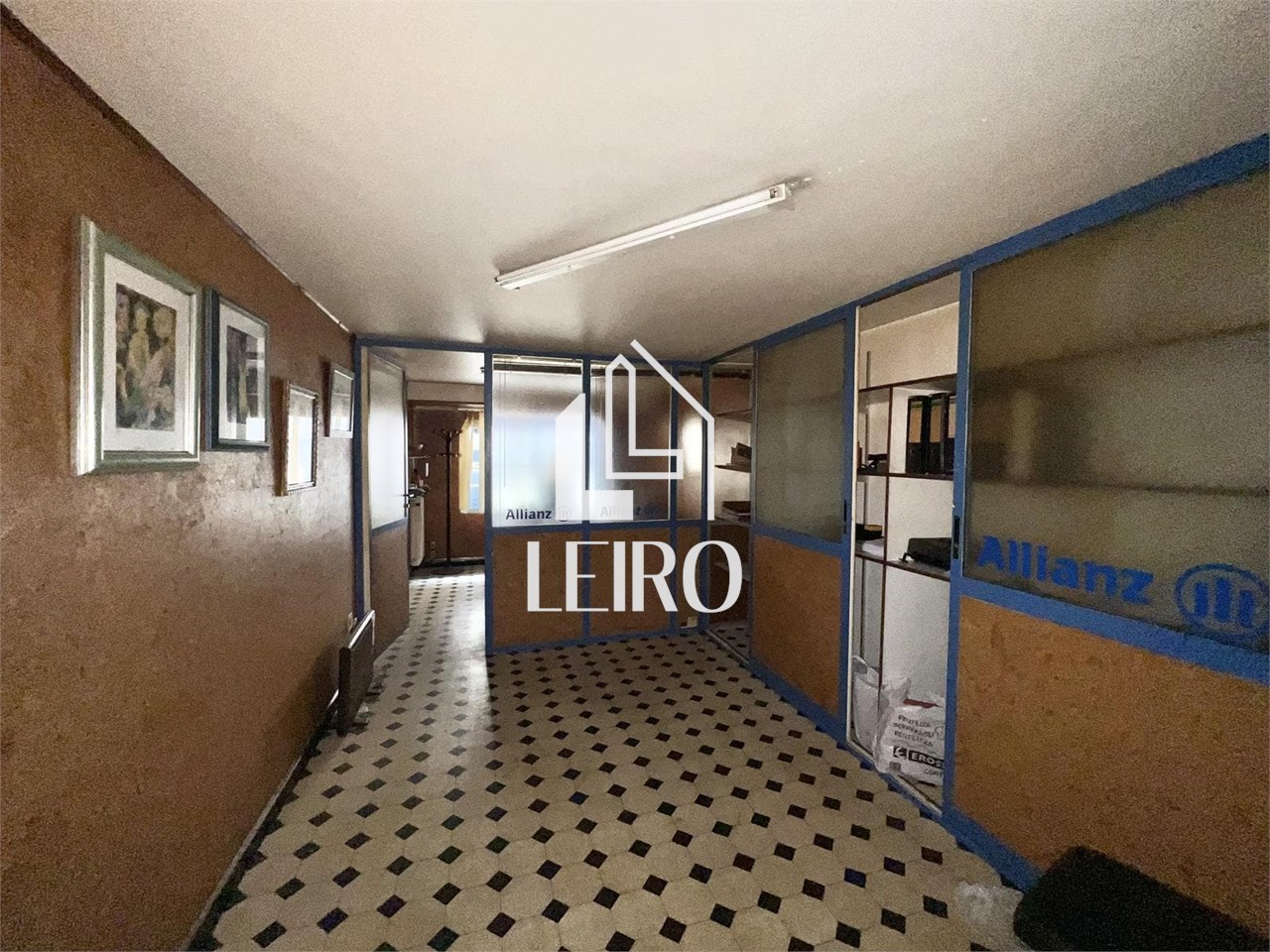 Foto 5 OFICINA ENTRESUELO CENTRICO 