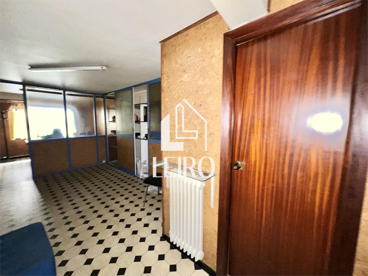 Foto 6 OFICINA ENTRESUELO CENTRICO 