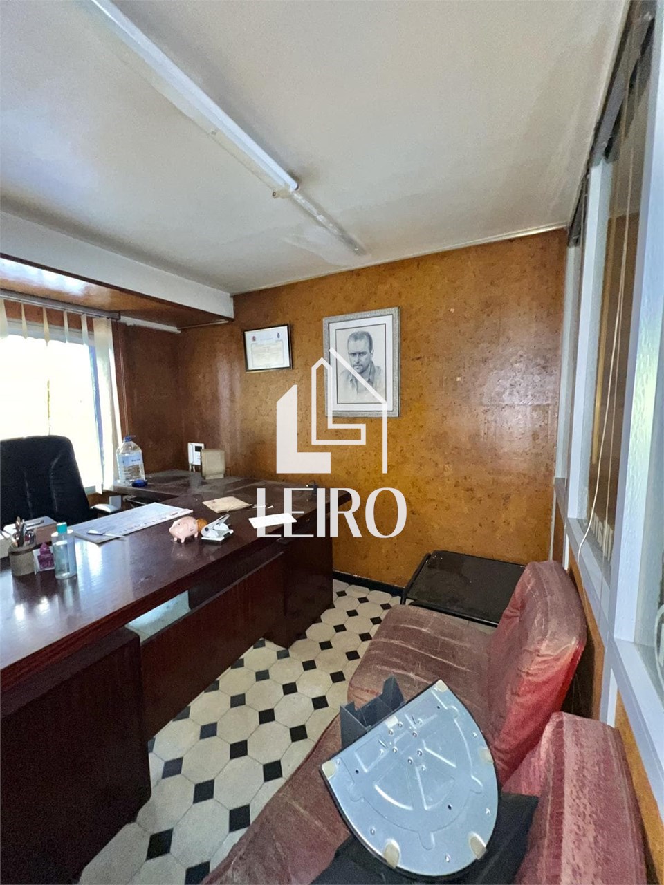 Foto 7 OFICINA ENTRESUELO CENTRICO 