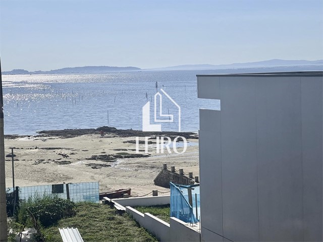 ¡¡Oportunidad!! Casa Adosada en Segunda Línea de Playa - Vilagarcía de Arousa