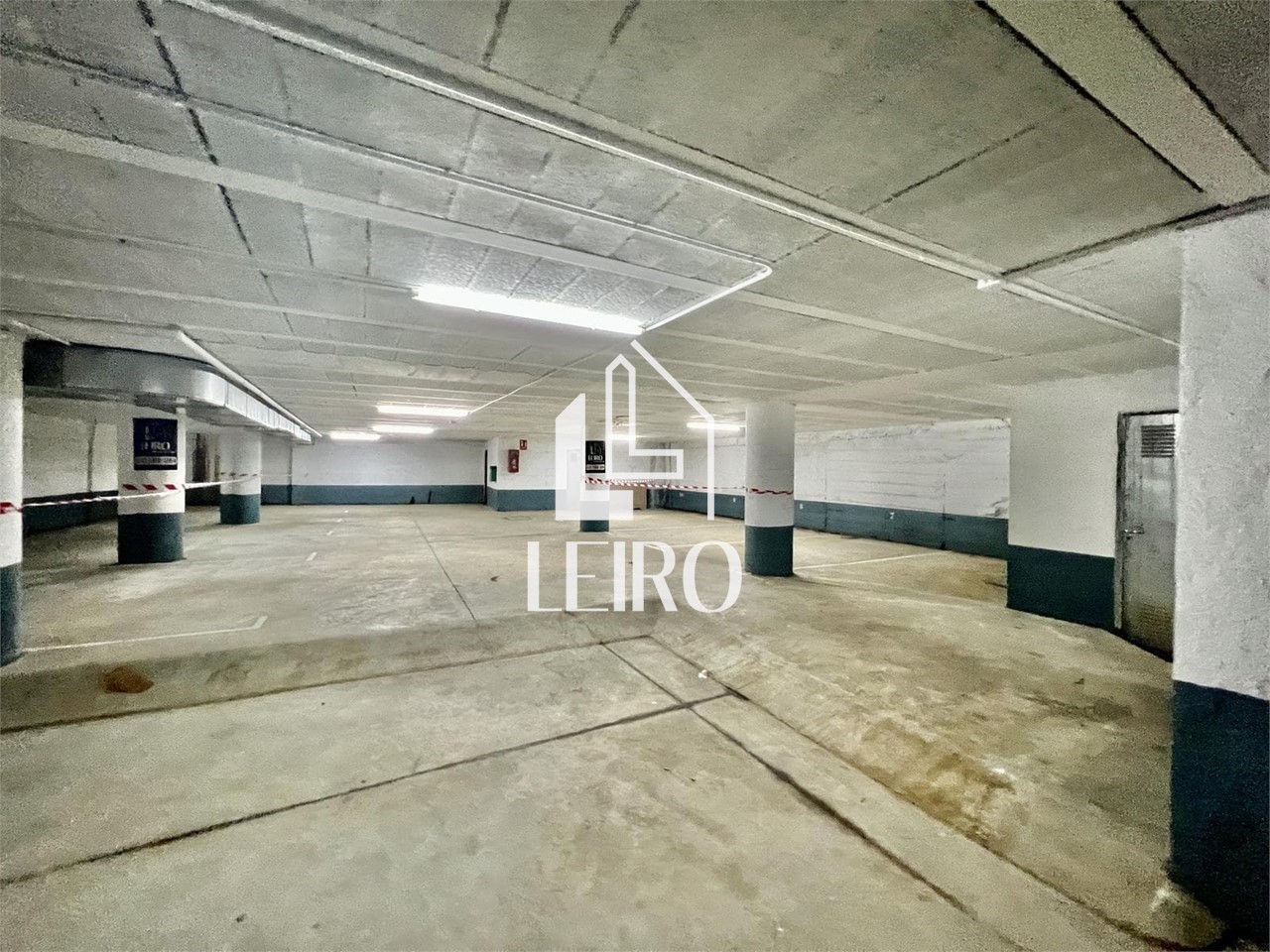 Foto 5 Oportunidad Planta entera con 15 Plazas de Garaje en Sanxenxo