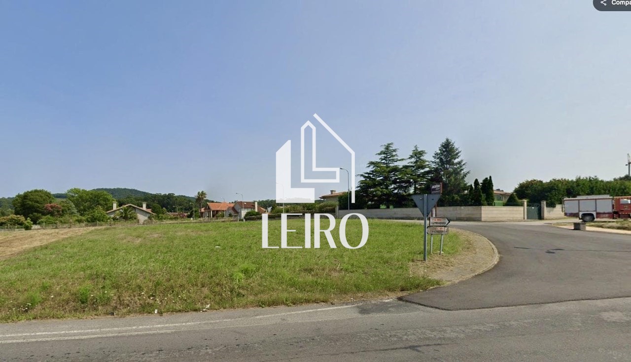 Foto 6 PARCELA EDIFICABLE EN ESQUINA CON VISTAS EN ZONA RESIDENCIAL