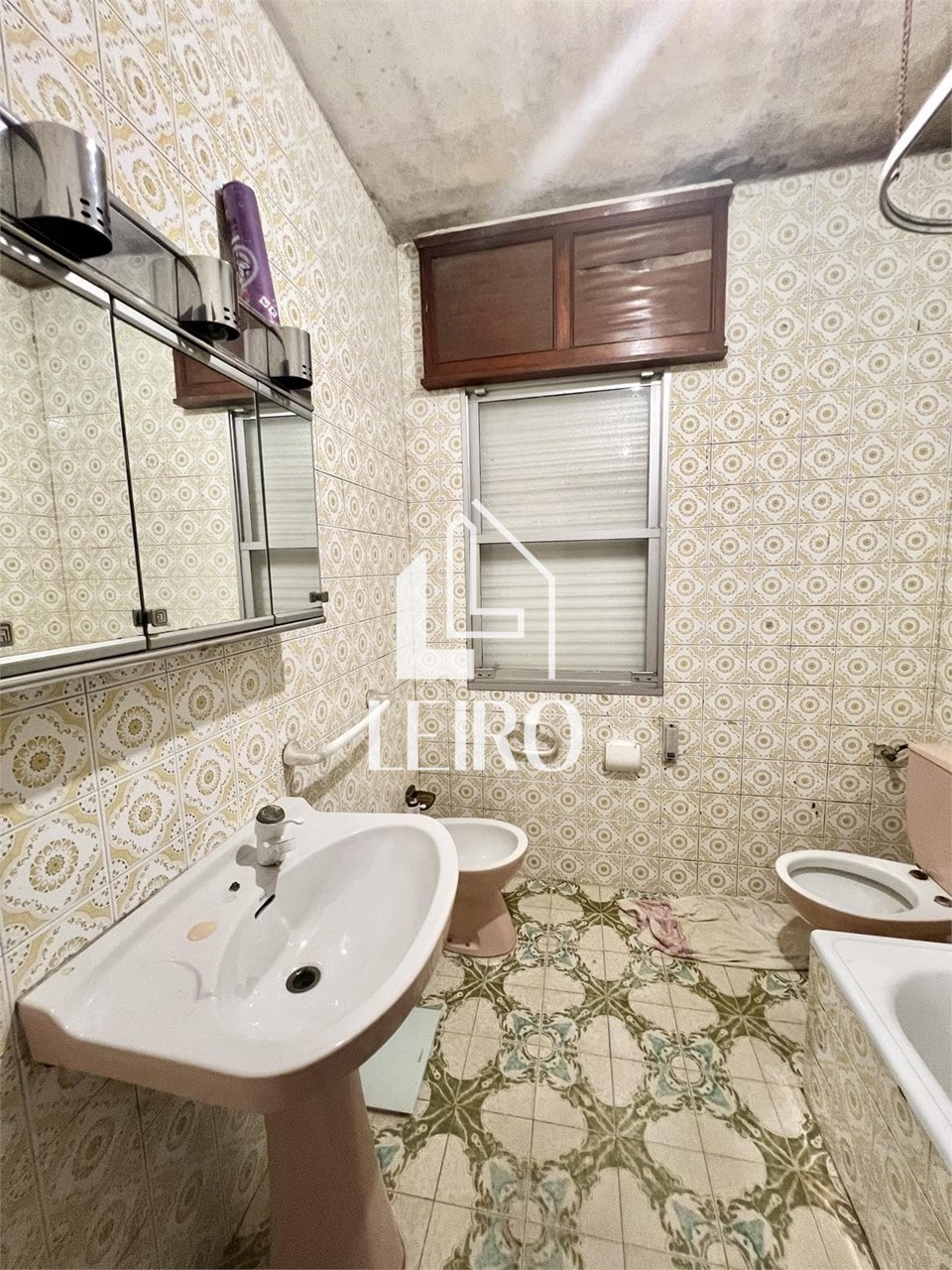 Foto 10 PISO A REFORMAR SIN ASCENSOR PRÓXIMO AL CENTRO