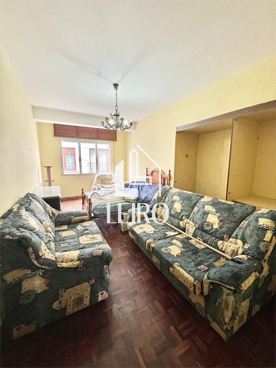 Foto 4 PISO A REFORMAR SIN ASCENSOR PRÓXIMO AL CENTRO