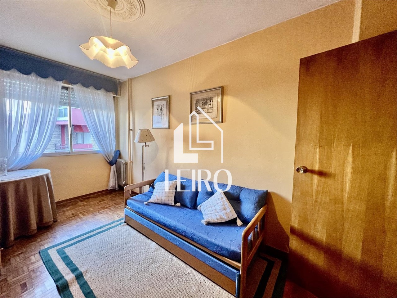Foto 10 Piso Céntrico de 4 Dormitorios con Plaza de Garaje y Trastero