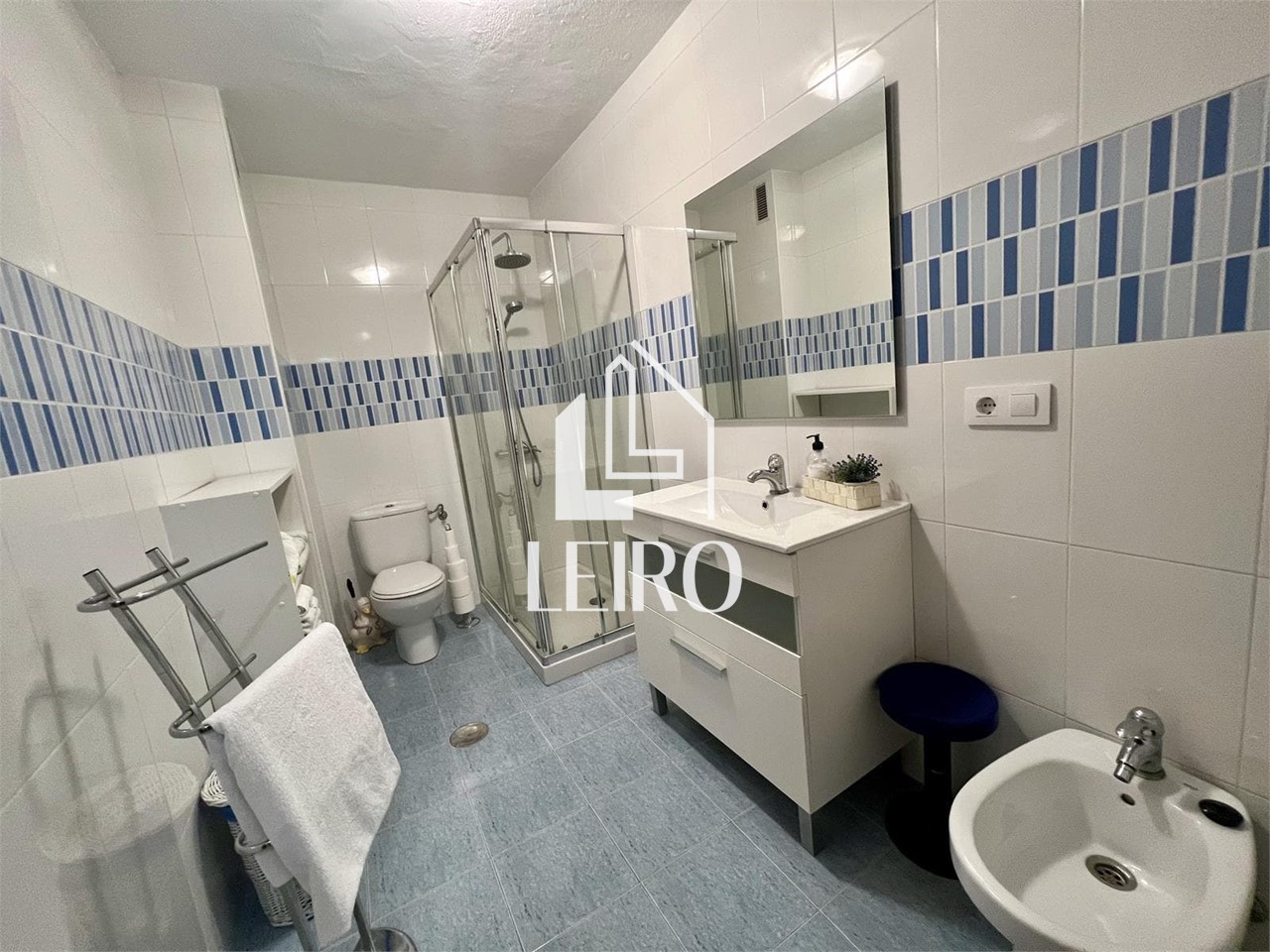 Foto 18 Piso Céntrico de 4 Dormitorios con Plaza de Garaje y Trastero